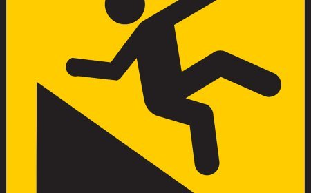 Slippery Slope Fallacy: The Unwarranted Leap to Disaster