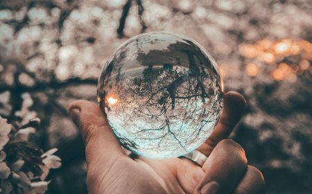 Intrinsic vs Extrinsic Value